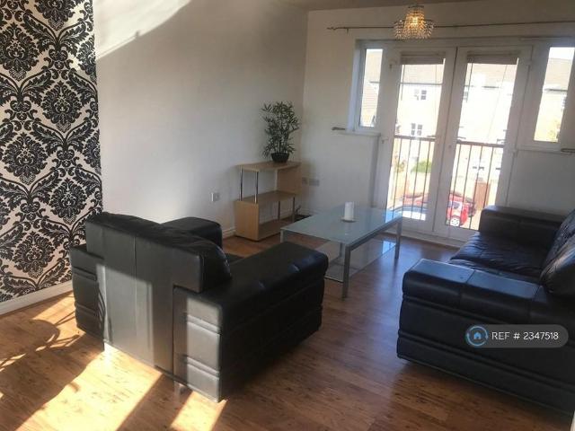 2 bedroom flat to rent