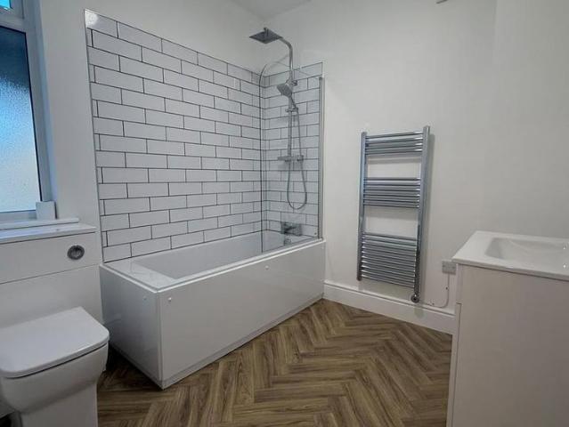 2 bedroom flat to rent