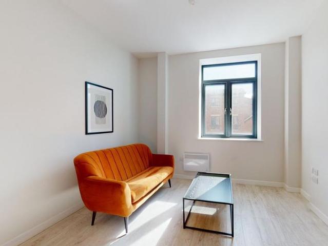 2 bedroom flat to rent