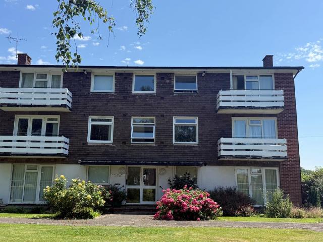 2 bedroom flat to rent