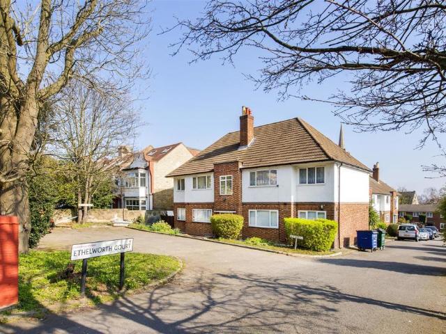 2 bedroom flat to rent