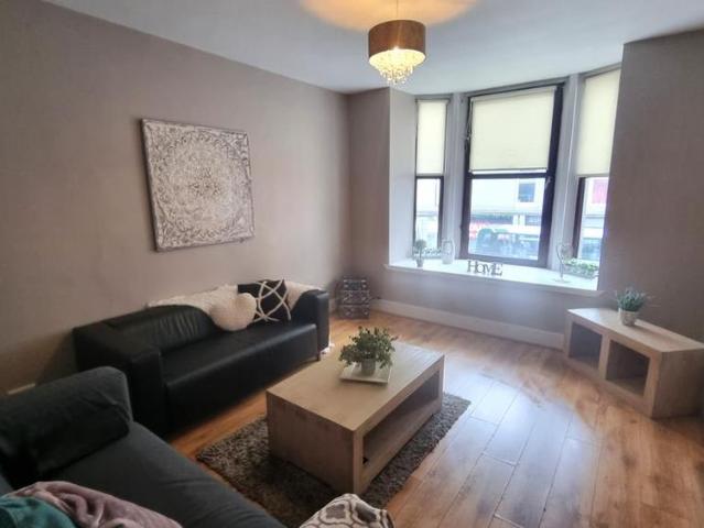 2 bedroom flat to rent