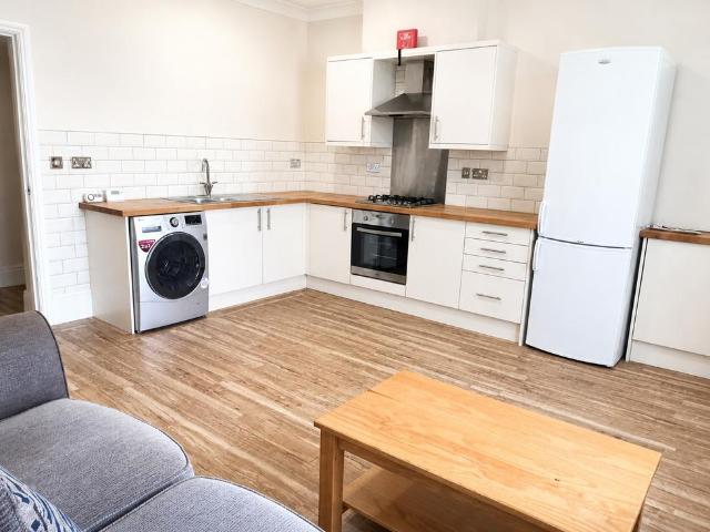 2 bedroom flat to rent