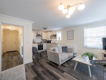2 bedroom flat to rent
