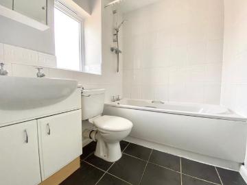 East Cambridgeshire, East of England - Equipped kitchen