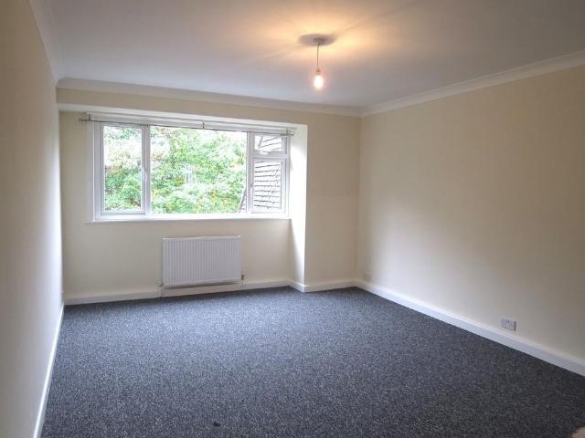 2 bedroom flat to rent