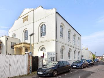 Cheltenham, Gloucestershire county, Southdowns