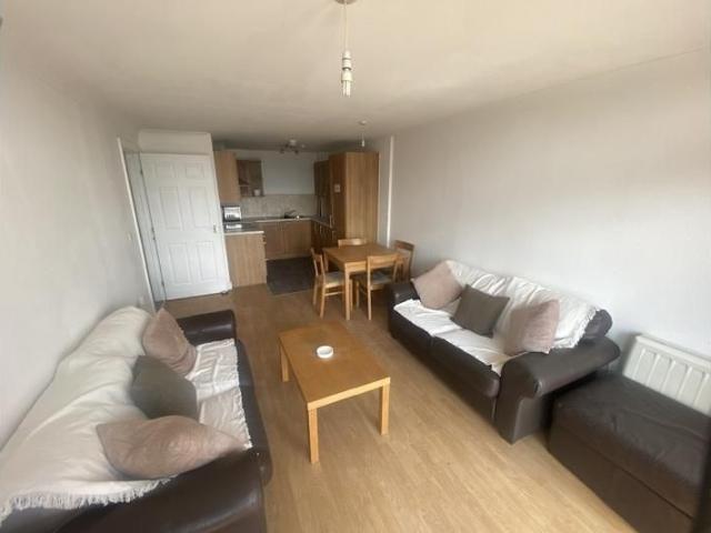 2 bedroom flat to rent