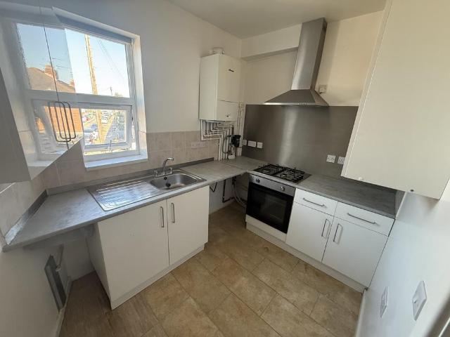 2 bedroom flat to rent
