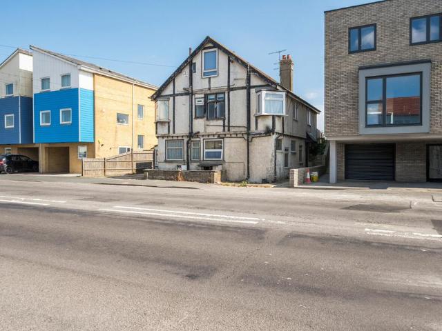 2 bedroom flat to rent