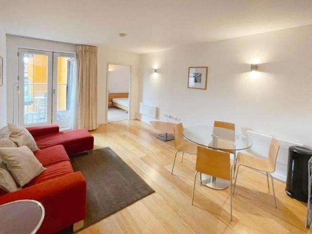 2 bedroom flat to rent