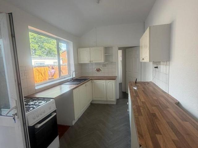 2 bedroom flat to rent