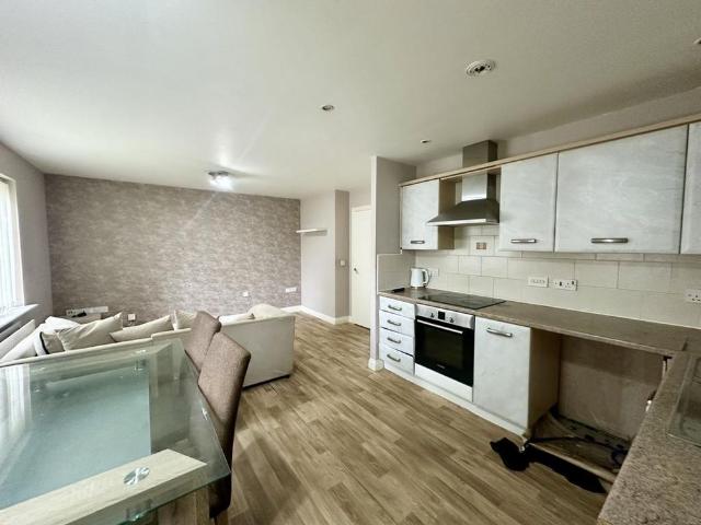 2 bedroom flat to rent