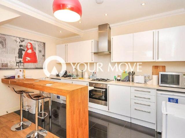 2 bedroom flat to rent