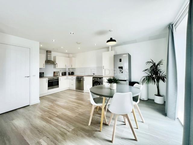 2 bedroom flat to rent