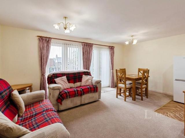2 bedroom flat to rent