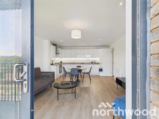 2 bedroom flat to rent