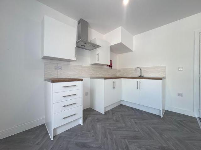 2 bedroom flat to rent