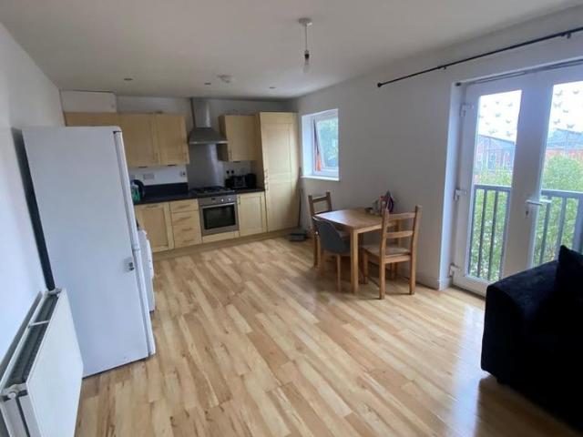 2 bedroom flat to rent