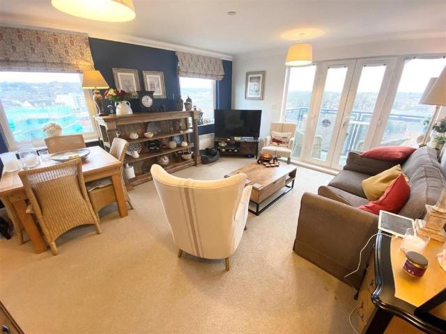 2 bedroom flat to rent