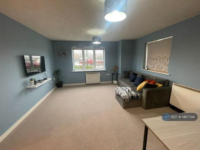2 bedroom flat to rent