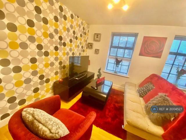 2 bedroom flat to rent