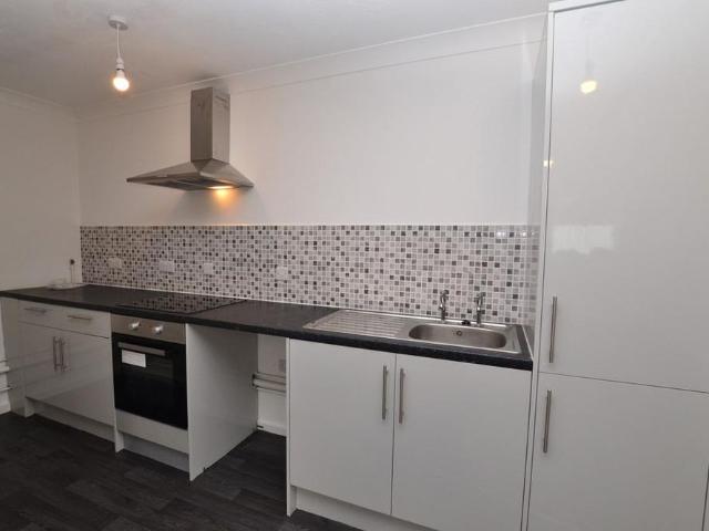 2 bedroom flat to rent