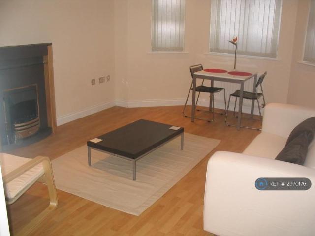 2 bedroom flat to rent