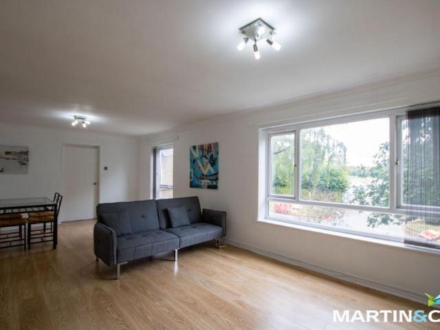 2 bedroom flat to rent