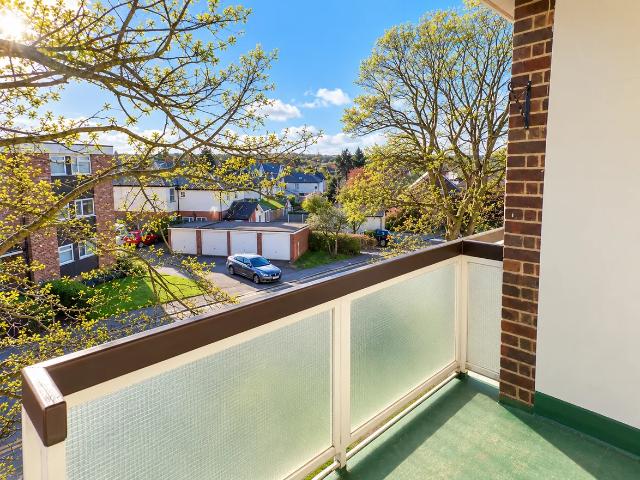 2 bedroom flat to rent
