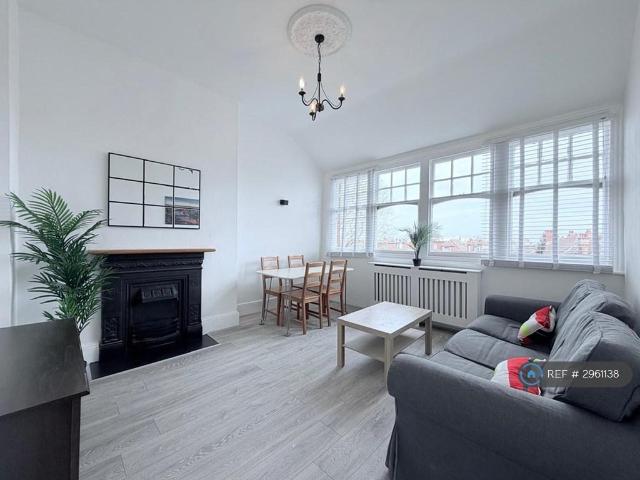2 bedroom flat to rent