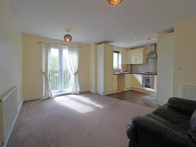 2 bedroom flat to rent