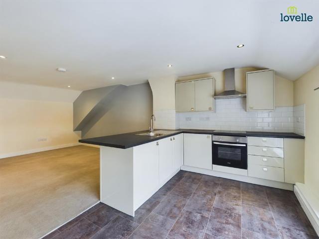 2 bedroom flat to rent