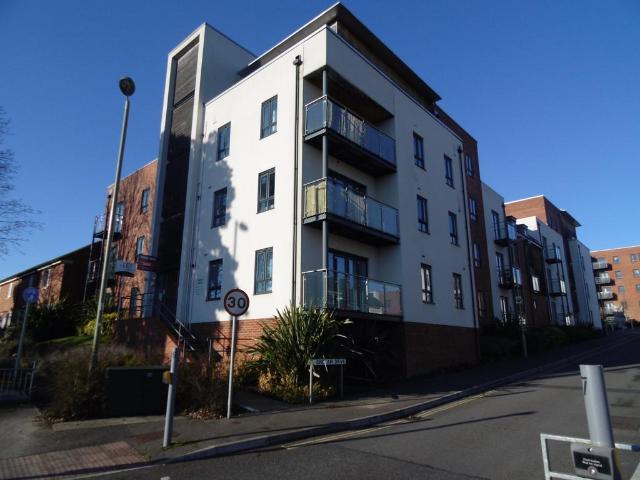 2 bedroom flat to rent