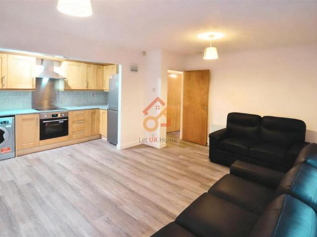 2 bedroom flat to rent