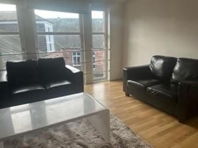 2 bedroom flat to rent