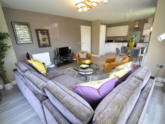 2 bedroom flat to rent
