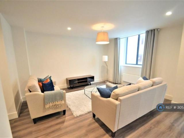 2 bedroom flat to rent