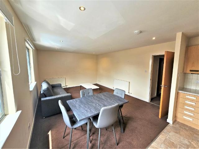 2 bedroom flat to rent