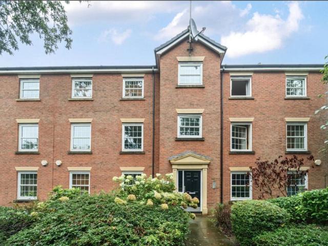 2 bedroom flat to rent