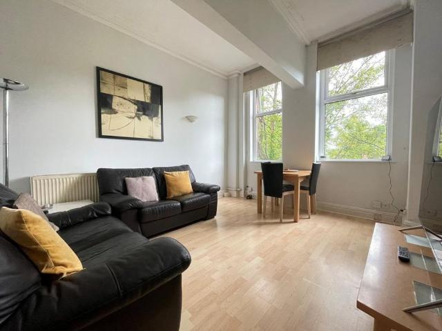 2 bedroom flat to rent