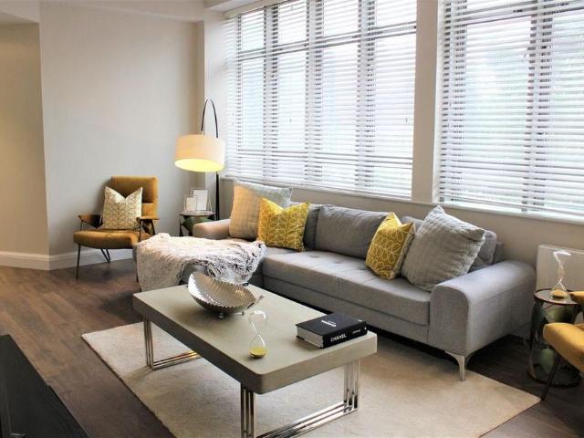 2 bedroom flat to rent
