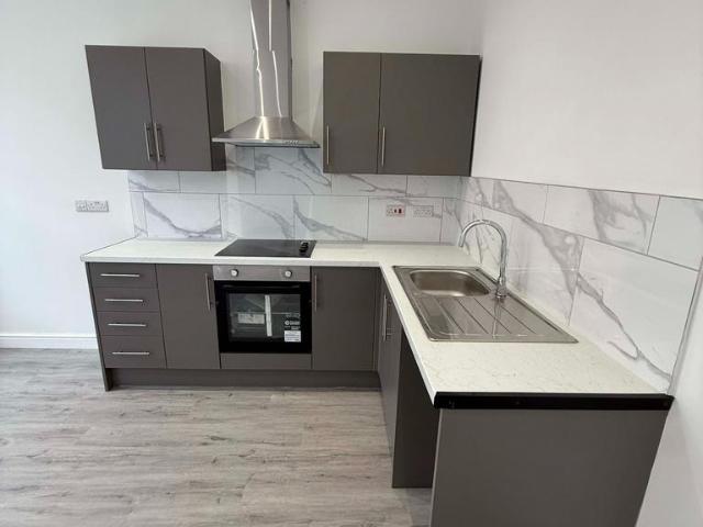 2 bedroom flat to rent