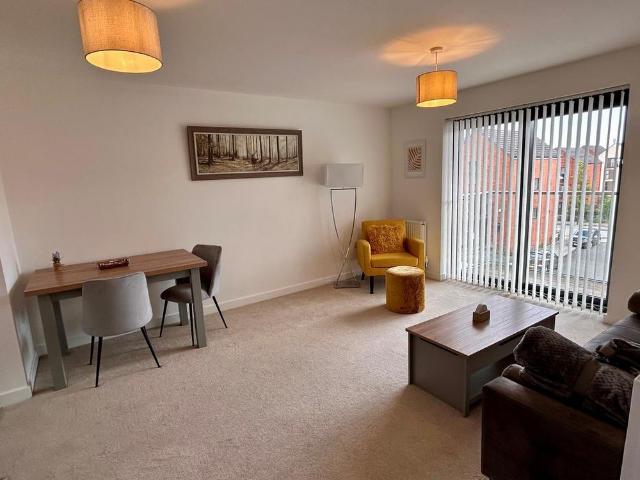 2 bedroom flat to rent