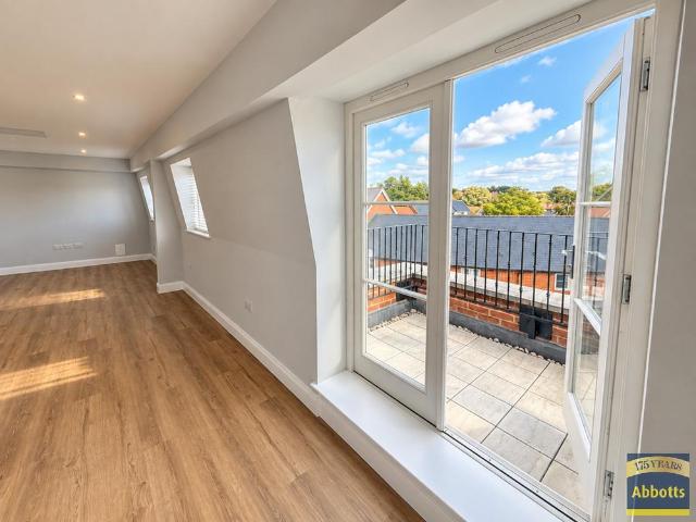 2 bedroom flat to rent