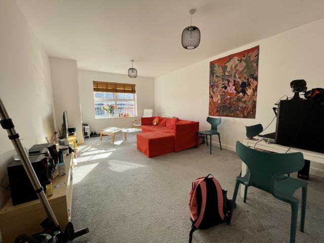 2 bedroom flat to rent