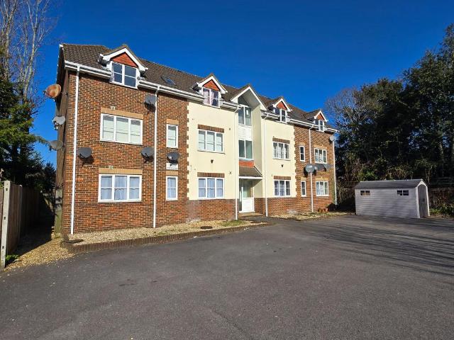 2 bedroom flat to rent