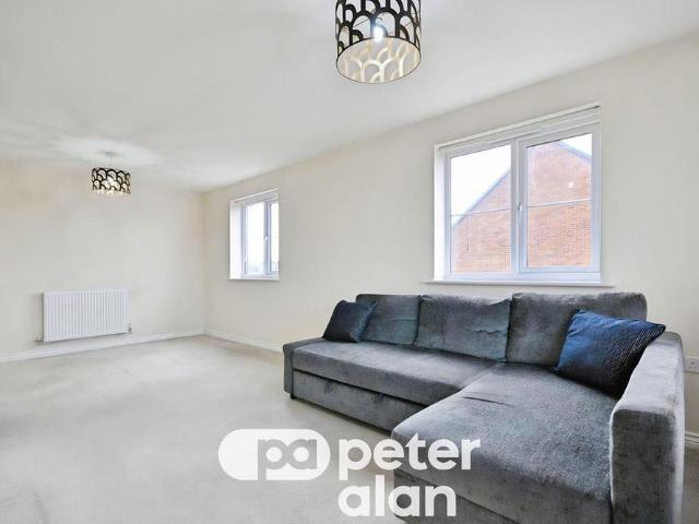 2 bedroom flat to rent