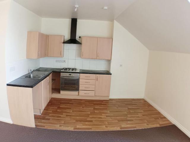 2 bedroom flat to rent
