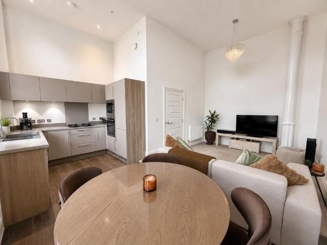 2 bedroom flat to rent